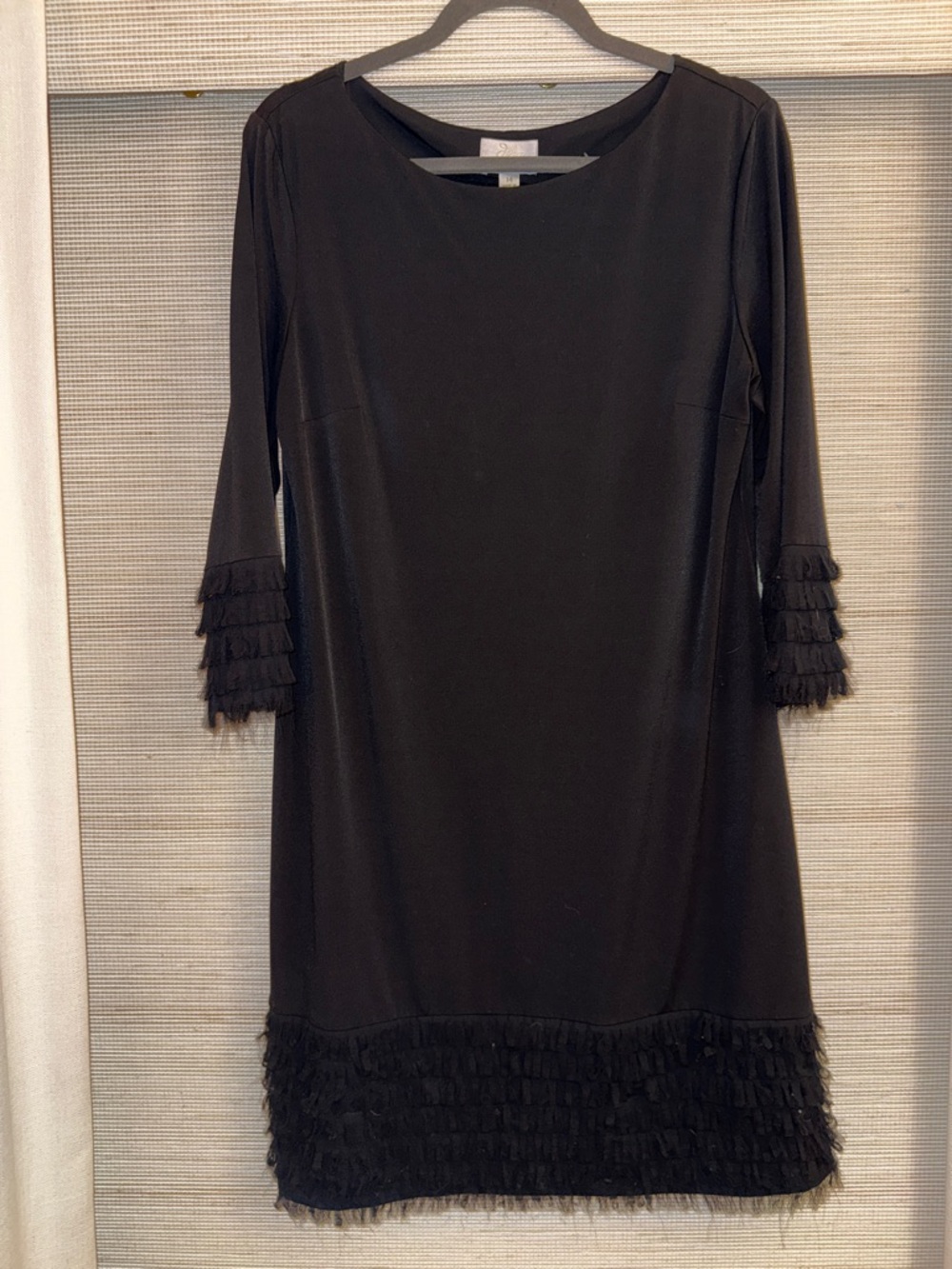 Donna Morgan - Black Ruffle-Trim Shift Dress - Size 14